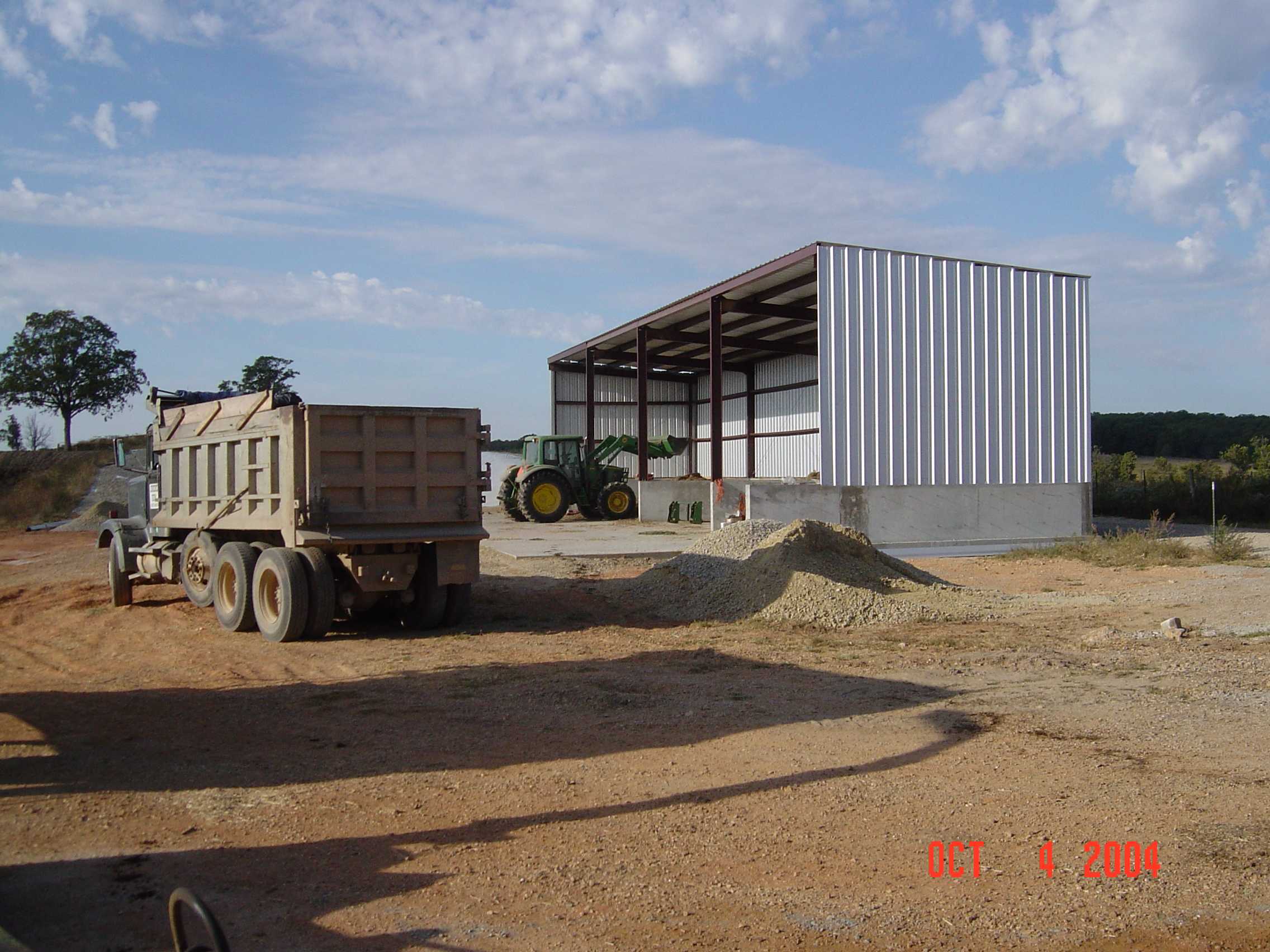 Free Stall Dairy Barn